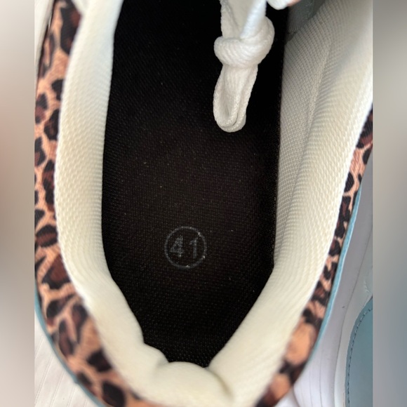 H&M platform sneaker size 41 - Picture 2 of 3